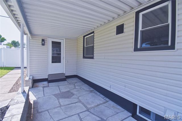 7740 General Sherman Lane, St Louis, MO 63123