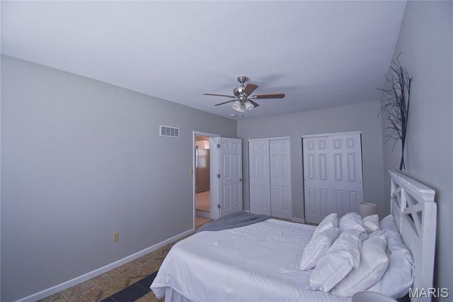 7740 General Sherman Lane, St Louis, MO 63123