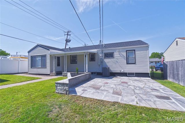 7740 General Sherman Lane, St Louis, MO 63123
