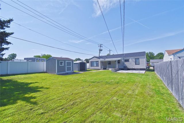 7740 General Sherman Lane, St Louis, MO 63123