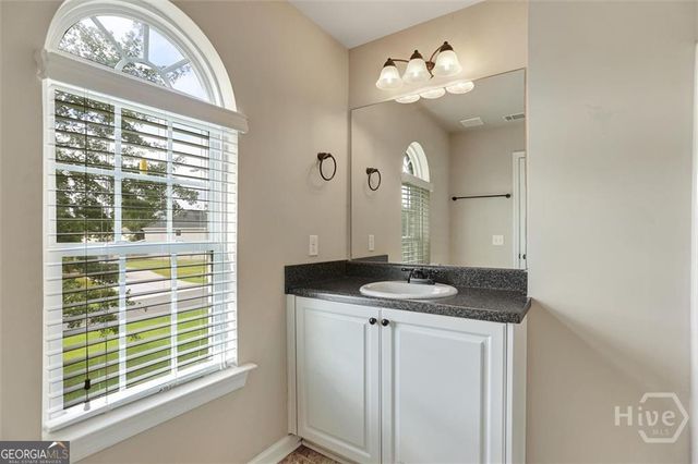115 Cypress Loop, Bloomingdale, GA 31302