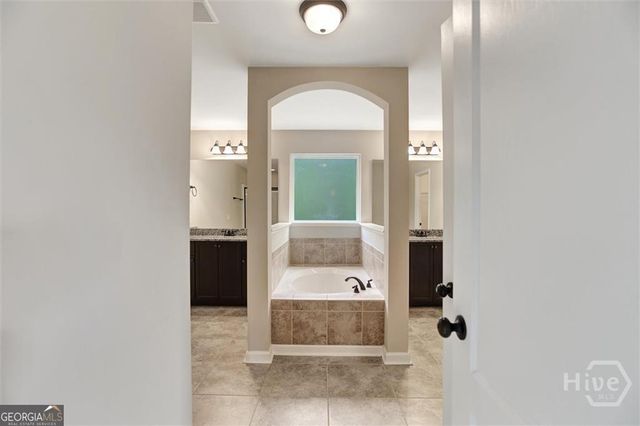 115 Cypress Loop, Bloomingdale, GA 31302