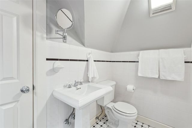 368 Millbrook Drive, Norman, OK 73072