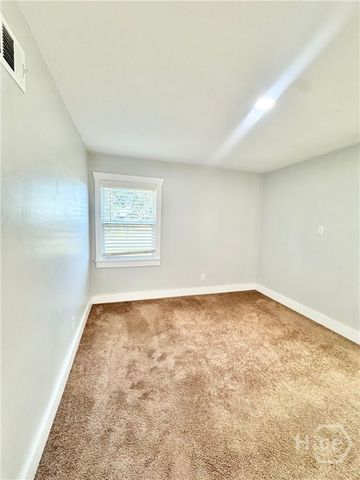 607 Dyches Drive, Savannah, GA 31406