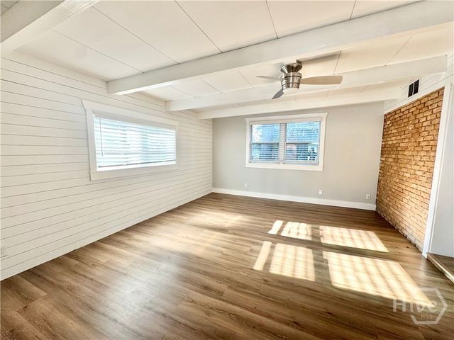 607 Dyches Drive, Savannah, GA 31406