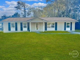 607 Dyches Drive, Savannah, GA 31406