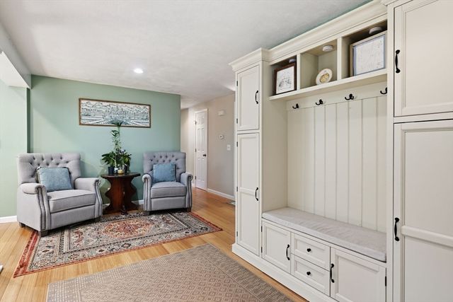 160 East St, South Hadley, MA 01075