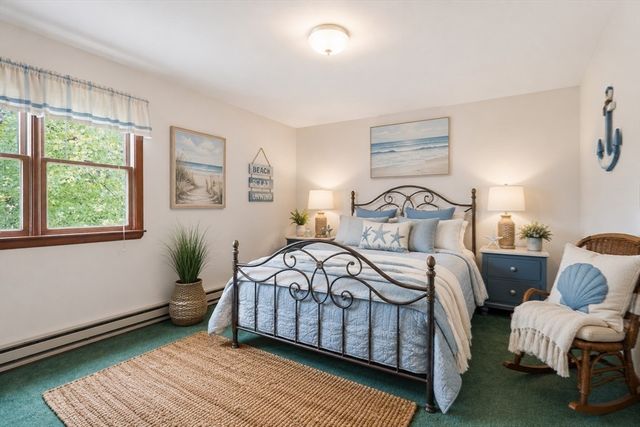 160 East St, South Hadley, MA 01075