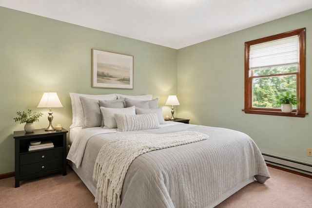 160 East St, South Hadley, MA 01075