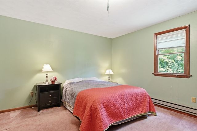 160 East St, South Hadley, MA 01075