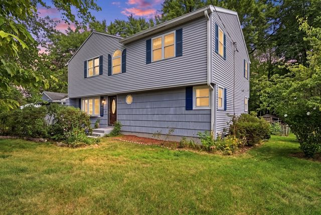 160 East St, South Hadley, MA 01075