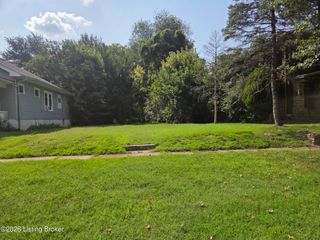 226 Shawnee Dr, Louisville, KY 40212
