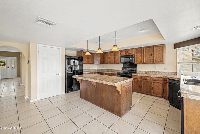 2031 W MADERO Avenue, Mesa, AZ 85202