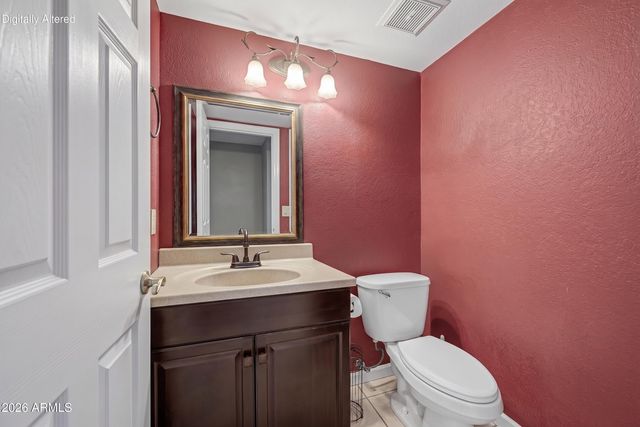 2031 W MADERO Avenue, Mesa, AZ 85202