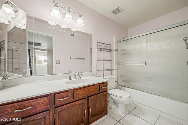 2031 W MADERO Avenue, Mesa, AZ 85202