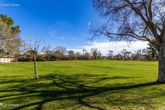 2031 W MADERO Avenue, Mesa, AZ 85202