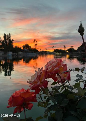 2031 W MADERO Avenue, Mesa, AZ 85202