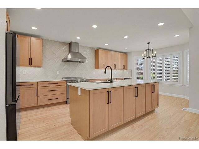 9267 S Cedar Hill Way, Lone Tree, CO 80124