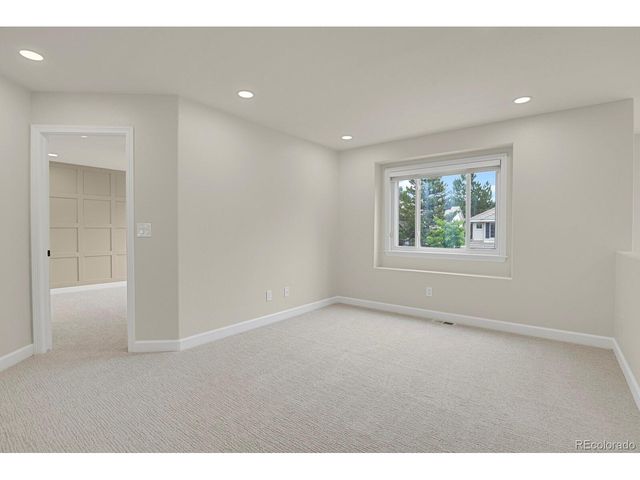 9267 S Cedar Hill Way, Lone Tree, CO 80124
