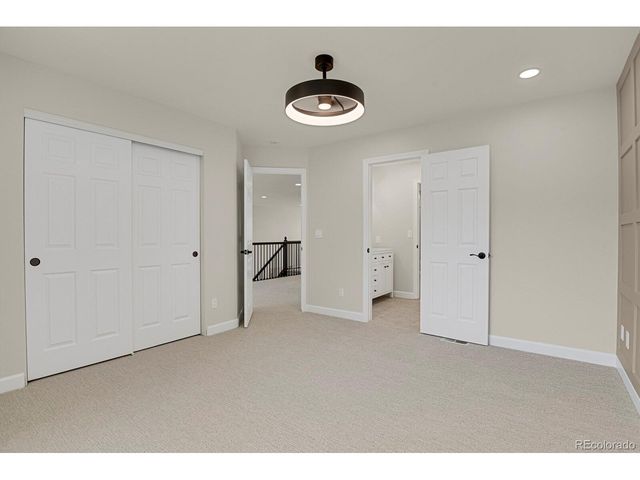9267 S Cedar Hill Way, Lone Tree, CO 80124