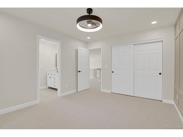 9267 S Cedar Hill Way, Lone Tree, CO 80124