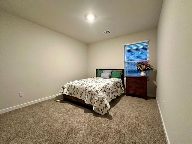 9049 NW 149th Street, Yukon, OK 73099