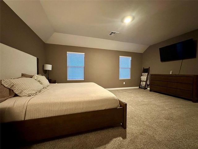 9049 NW 149th Street, Yukon, OK 73099