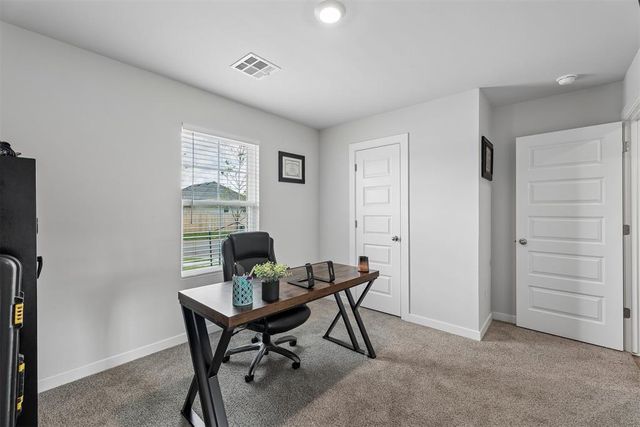9049 NW 149th Street, Yukon, OK 73099