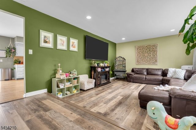 196 Asbury Anderson Road, Franklin Twp., NJ 08802