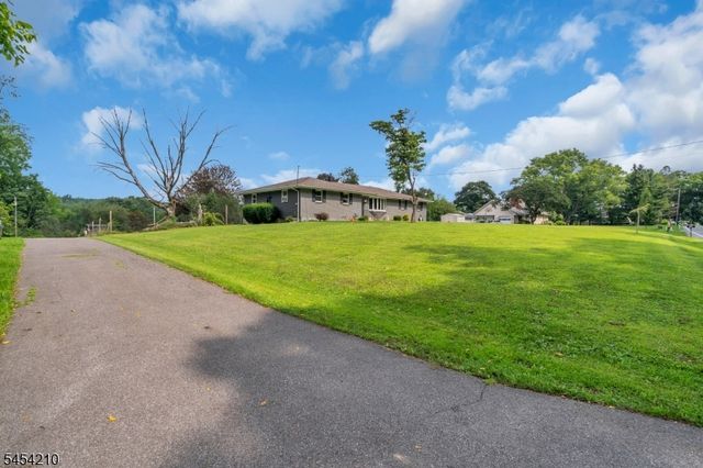 196 Asbury Anderson Road, Franklin Twp., NJ 08802