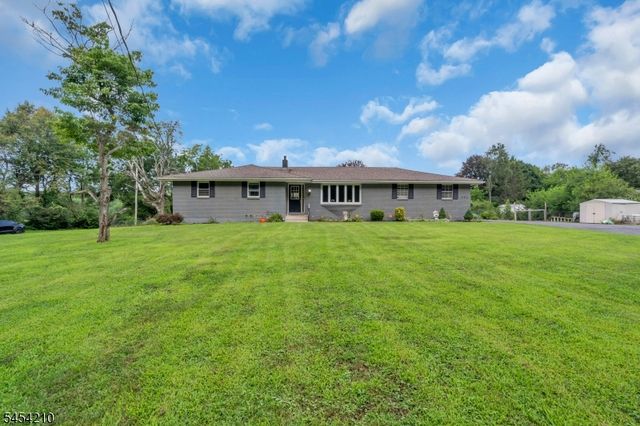 196 Asbury Anderson Road, Franklin Twp., NJ 08802