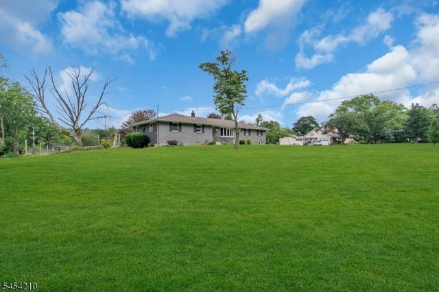 196 Asbury Anderson Road, Franklin Twp., NJ 08802