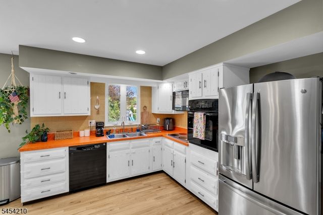 196 Asbury Anderson Road, Franklin Twp., NJ 08802