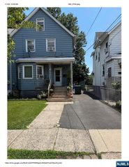 67 Chestnut Street, Rutherford, NJ 07070