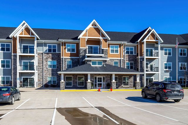 2592 Middle Road 208, Bettendorf, IA 52722