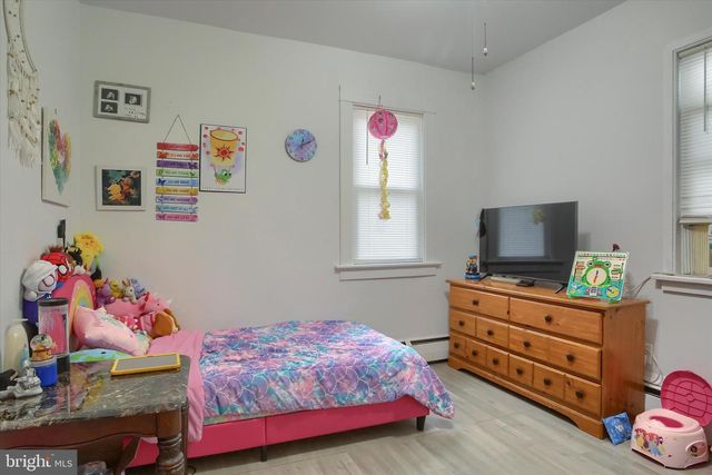 64 E MAIN ST, Elizabethville, PA 17023