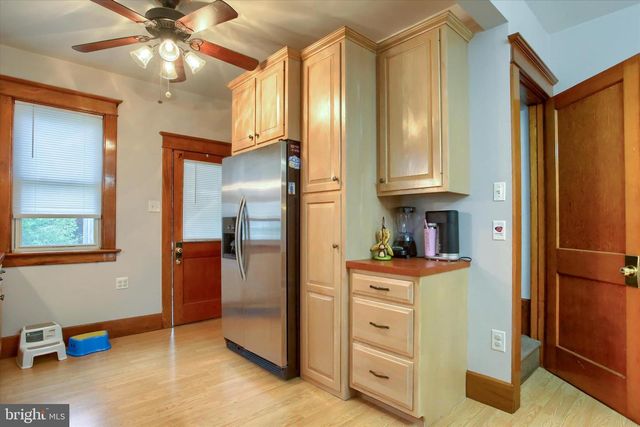 64 E MAIN ST, Elizabethville, PA 17023