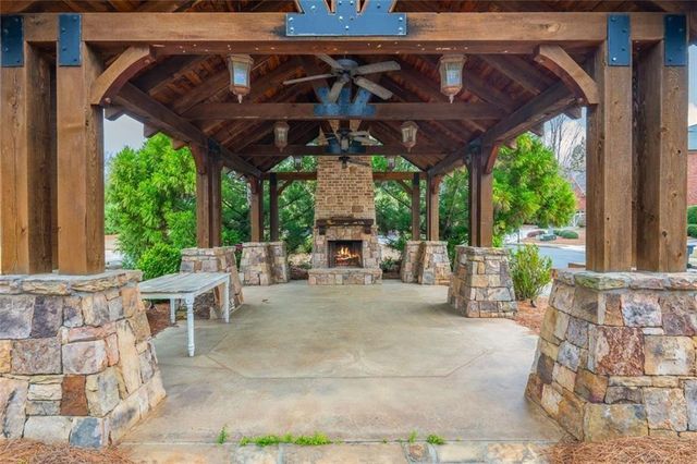 3140 Stonecrest Drive SE, Cumming, GA 30041