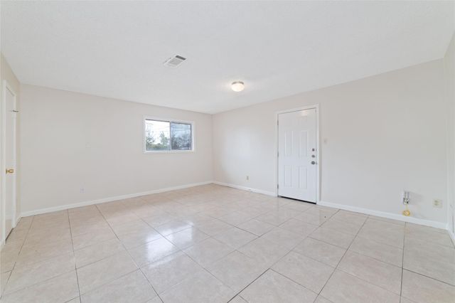 8446 Norvic Street, Houston, TX 77029