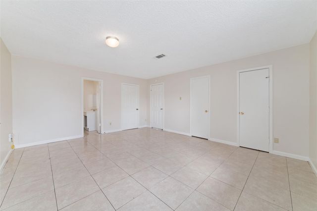 8446 Norvic Street, Houston, TX 77029