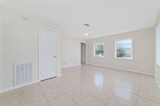 8446 Norvic Street, Houston, TX 77029