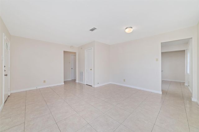 8446 Norvic Street, Houston, TX 77029