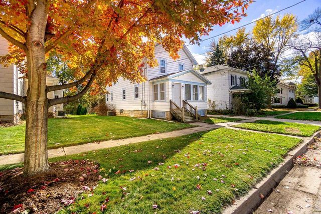 445 S Birdsey Street, Columbus, WI 53925