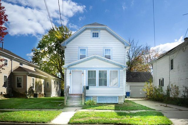 445 S Birdsey Street, Columbus, WI 53925