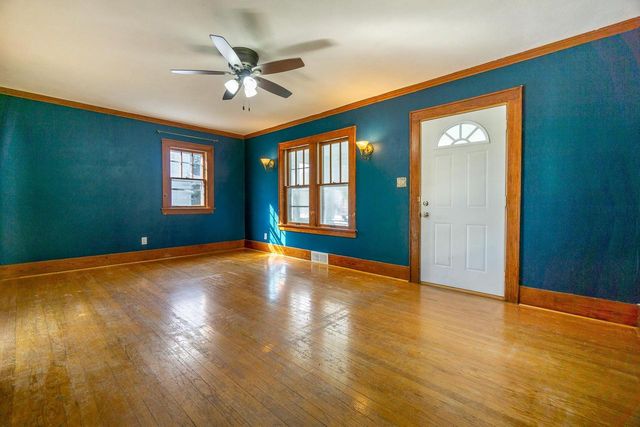 445 S Birdsey Street, Columbus, WI 53925