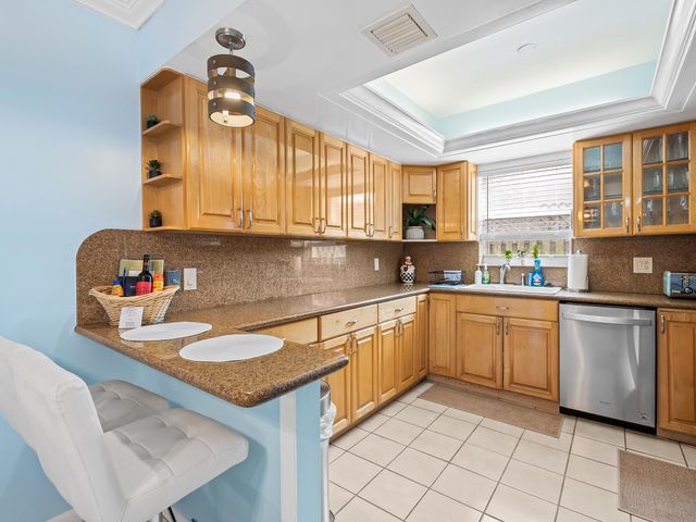 3240 Spanish River Drive, Lauderdale-By-The-Sea, Lauderdale By The Sea, FL 33062