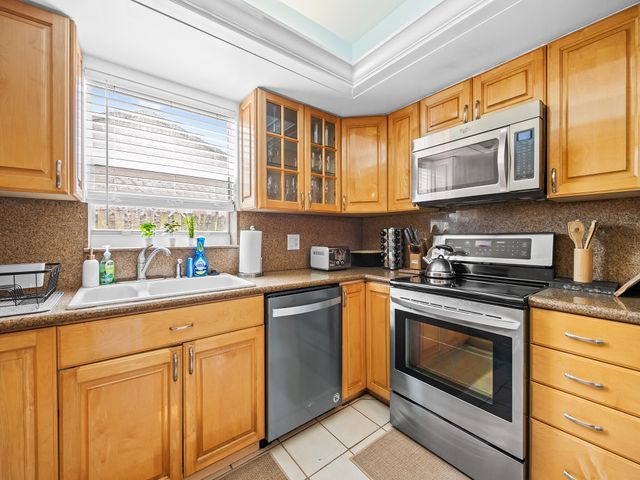 3240 Spanish River Drive, Lauderdale-By-The-Sea, Lauderdale By The Sea, FL 33062