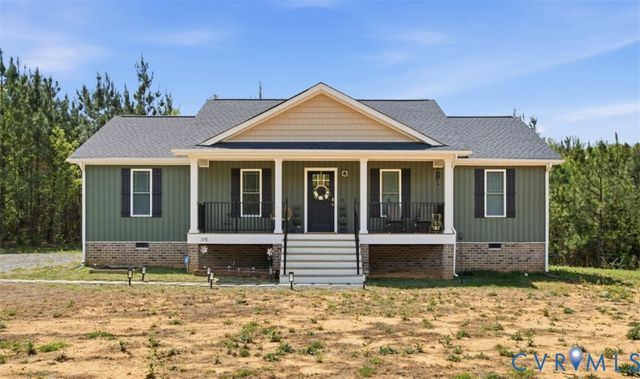 378 Halls Store Rd, Mineral, VA 23117