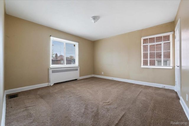 18290 Prairie Street, Detroit, MI 48221