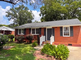 705 Peyton Street, Raleigh, NC 27610